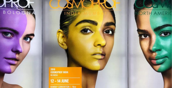 UNNY attends the 2018 Asia Pacific beauty show in Hong Kong